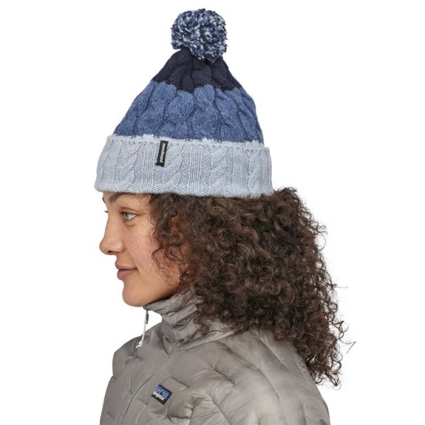 patagonia pom pom beanie