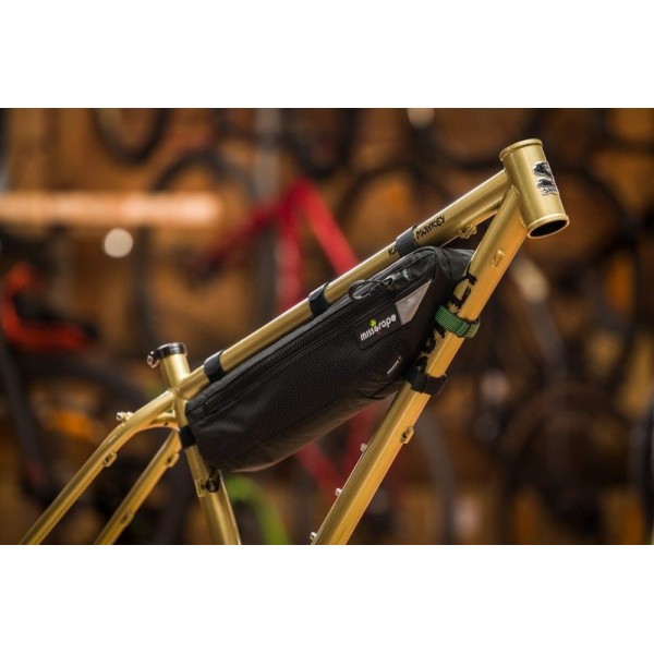 Miss Grape Internode 4 Adventure waterproof