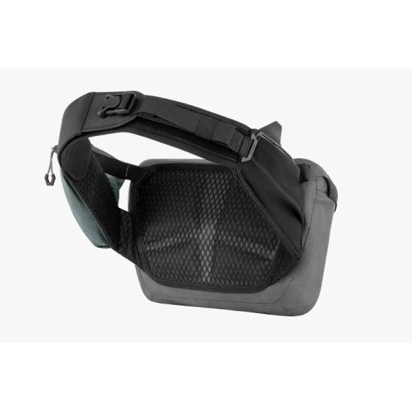 Apidura Backcountry Hip Pack