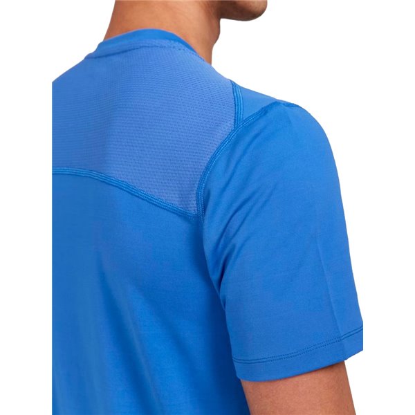 Craft ADV Essence tee