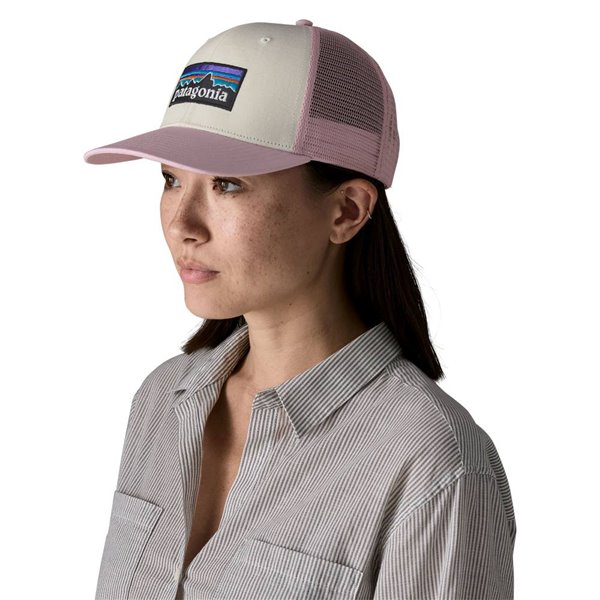 Patagonia P-6 Logo Trucker hat
